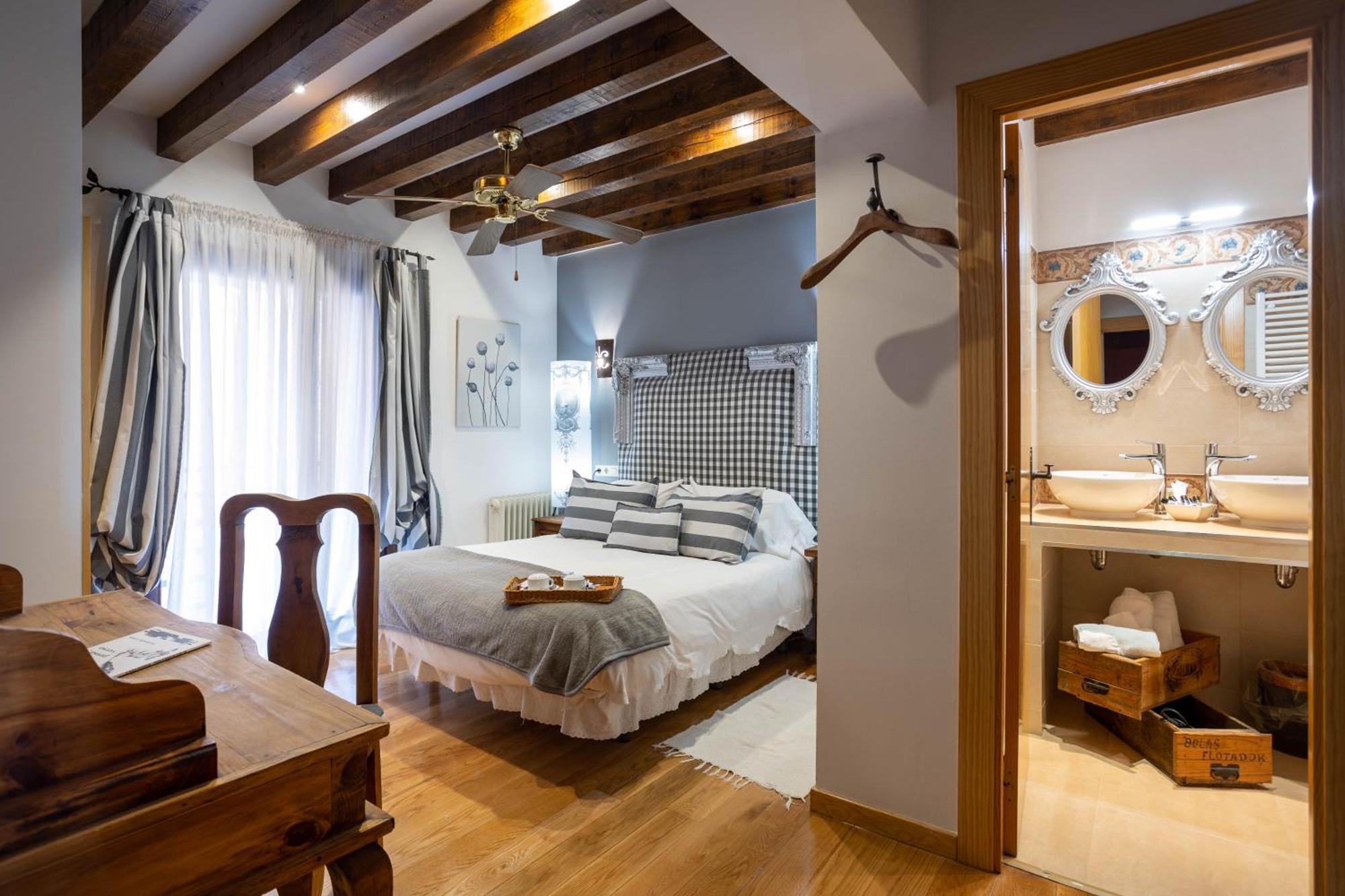 Posada De Eufrasio Lerma Exteriör bild